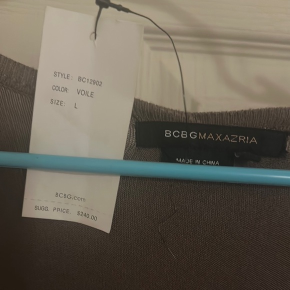 BCBGMaxAzria Black Bodycon V-Neck Dress - Picture 4 of 4